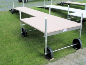 32' Long V-Dock Roll-In with a 8' x 10' Sun Deck 2010