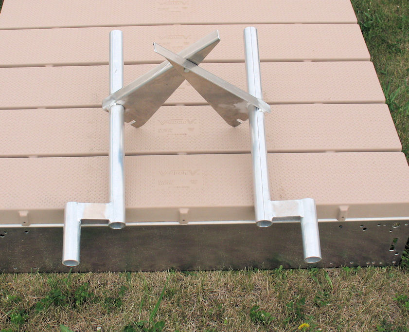 Easy Install RollIn & Post Sectional Docks VDock