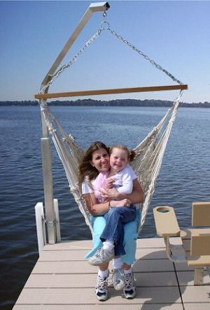 V-Dock Vertical Hammock Swing